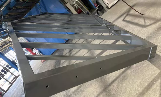 Grande structure métallique, nous nous adaptons à vos besoins dans la mesure du possible