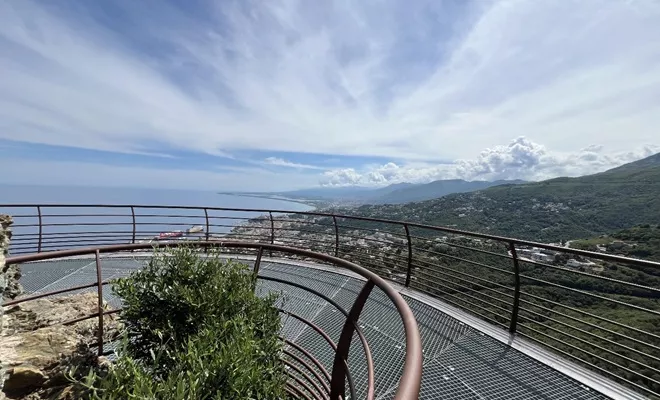 Belvédère Campu Canicciu, VILLE DI PIETRABUGNO